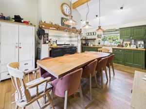 Dining Kitchen- click for photo gallery